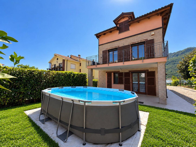 Villa in vendita a Villanova d'Albenga