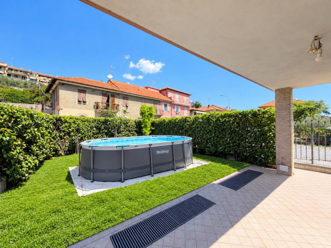 Villa in vendita a Villanova d'Albenga