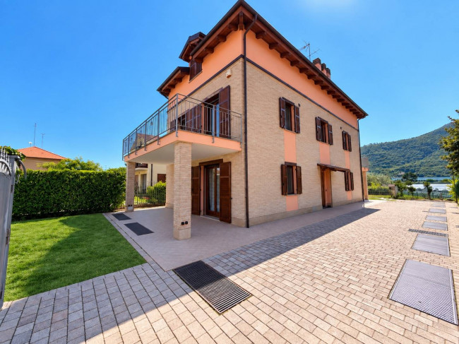 Villa in vendita a Villanova d'Albenga