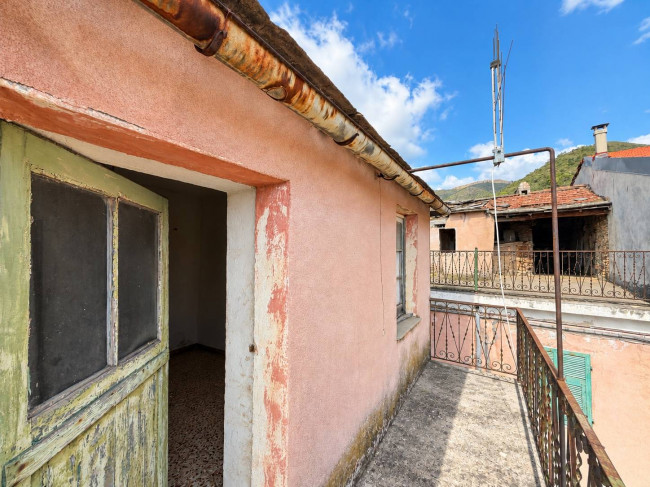 Rustico in vendita a Arnasco