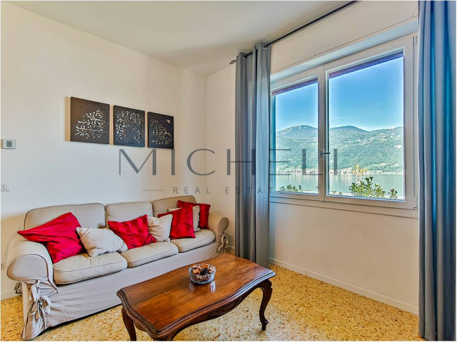 Villa in vendita a Mandello del Lario