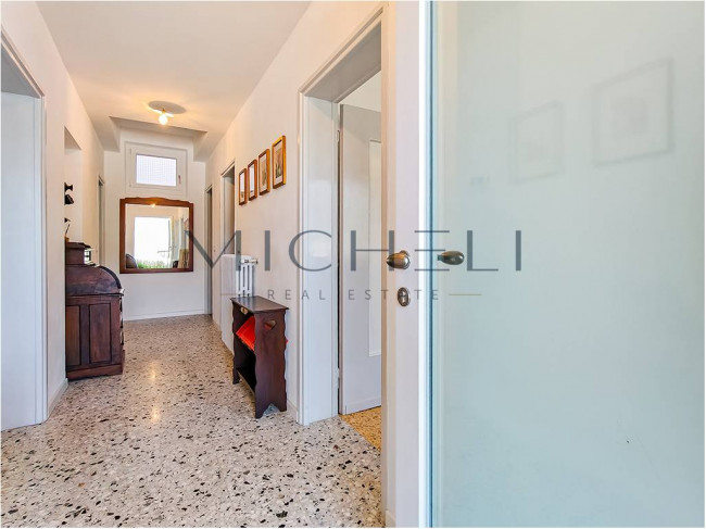 Villa in vendita a Mandello del Lario