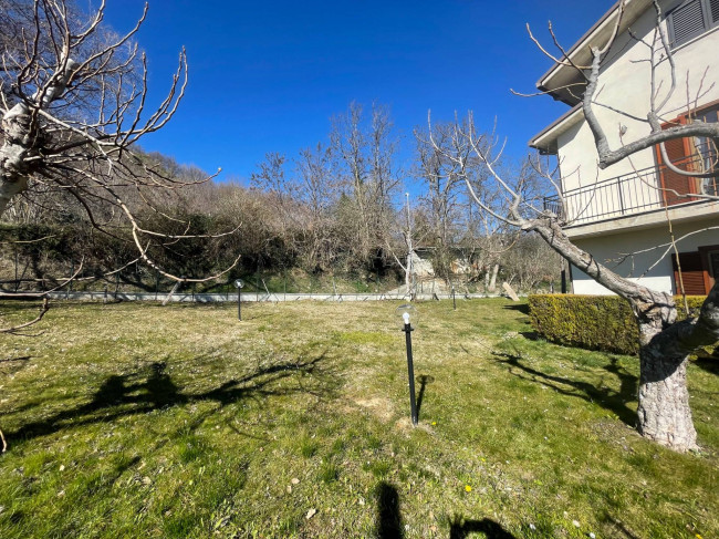 Villa in vendita a Torricella Sicura