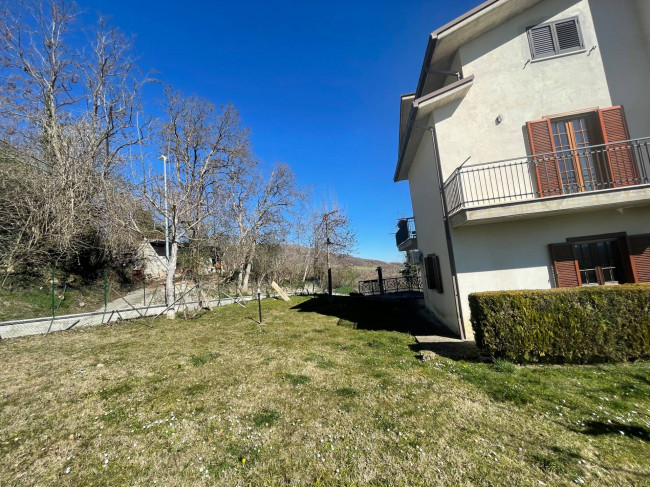 Villa in vendita a Torricella Sicura