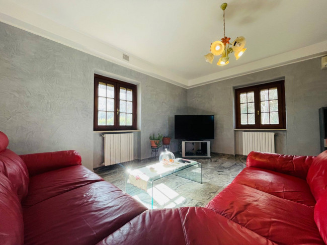 Villa in vendita a Torricella Sicura