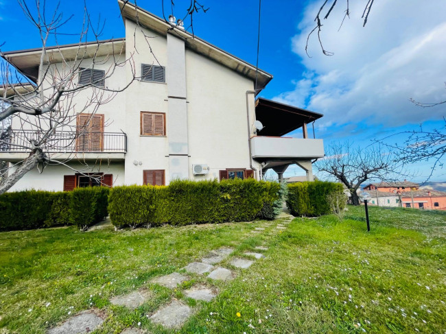 Villa in vendita a Torricella Sicura
