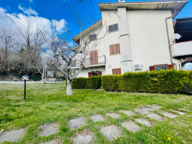 Villa in vendita a Torricella Sicura