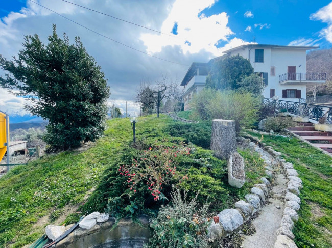 Villa in vendita a Torricella Sicura