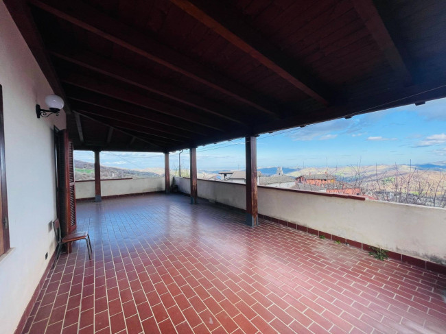Villa in vendita a Torricella Sicura