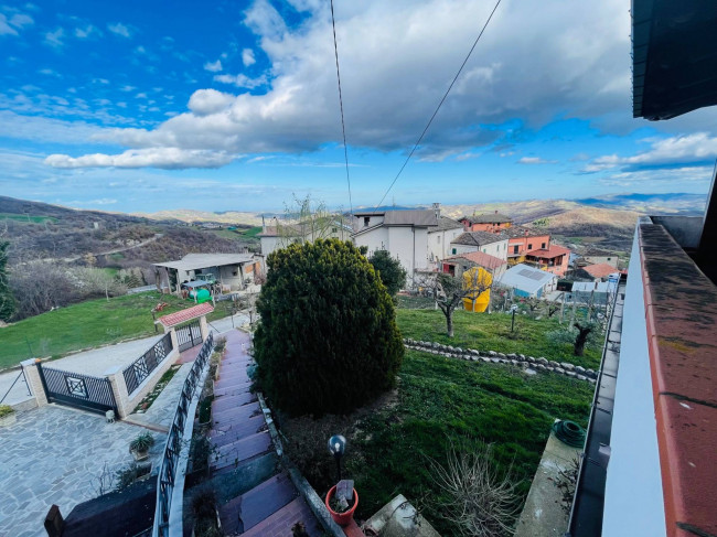 Villa in vendita a Torricella Sicura