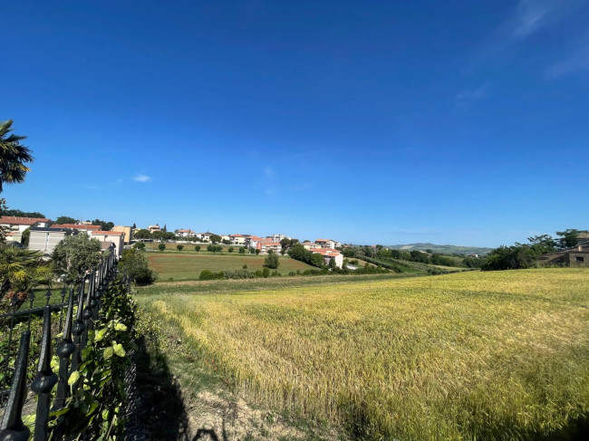 Terreno edificabile in vendita a Mosciano Sant'Angelo