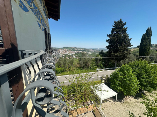 Villa in vendita a Teramo