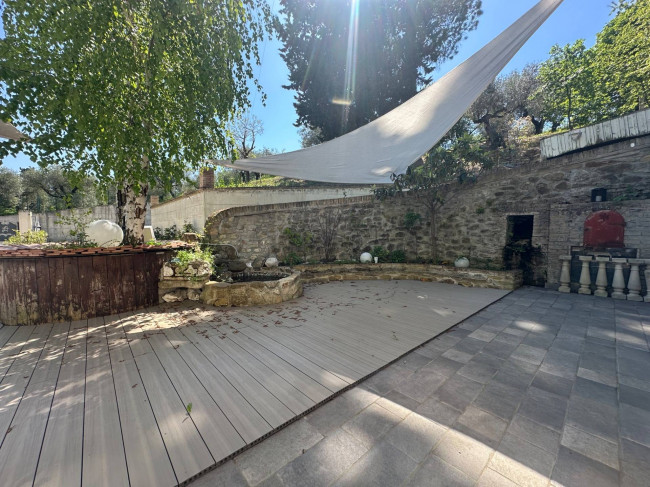 Villa in vendita a Teramo