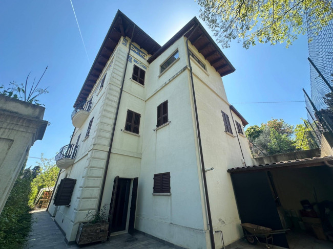Villa in vendita a Teramo