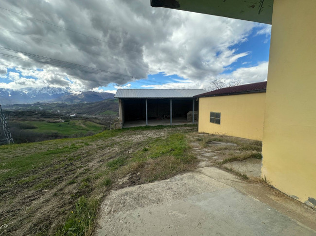 Casa singola in vendita a Basciano