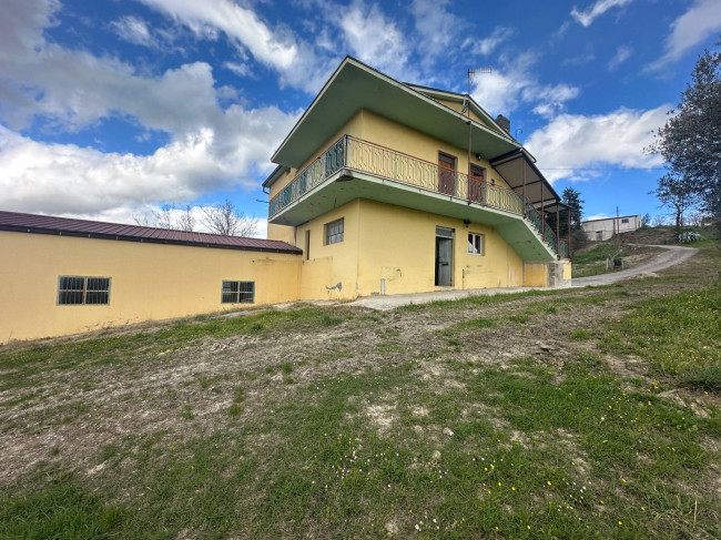 Casa singola in vendita a Basciano