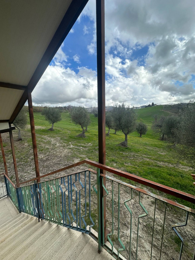 Casa singola in vendita a Basciano