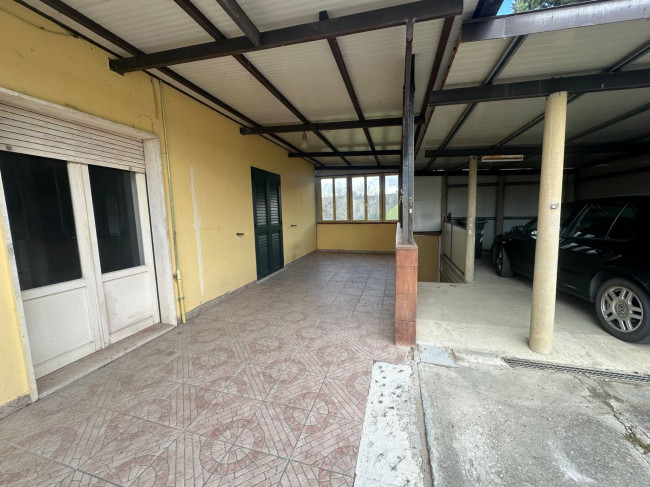 Casa singola in vendita a Basciano