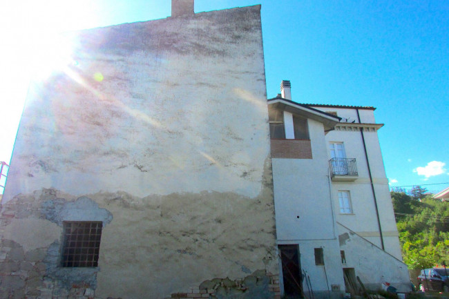 Casa singola in vendita a Torricella Sicura
