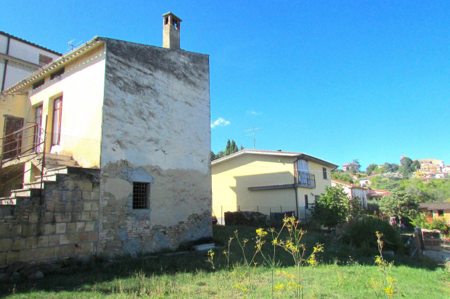 Casa singola in vendita a Torricella Sicura