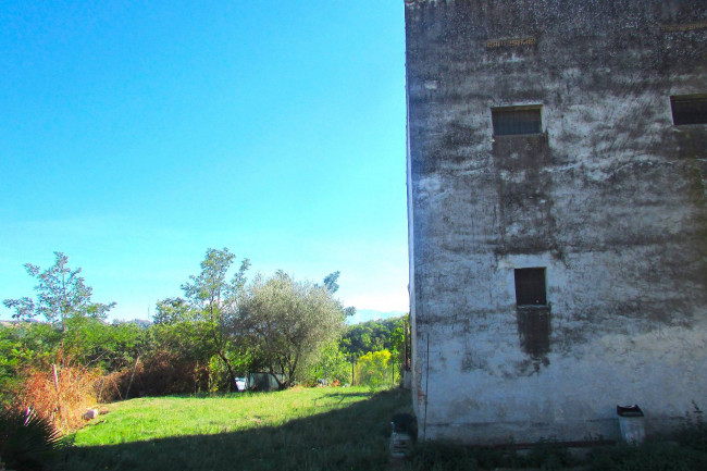 Casa singola in vendita a Torricella Sicura
