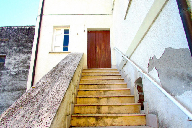 Casa singola in vendita a Torricella Sicura