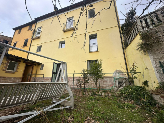 Casa singola in vendita a Torricella Sicura