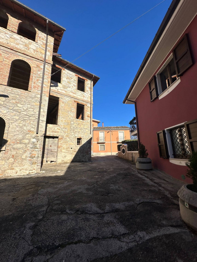 Casa singola in vendita a Torricella Sicura