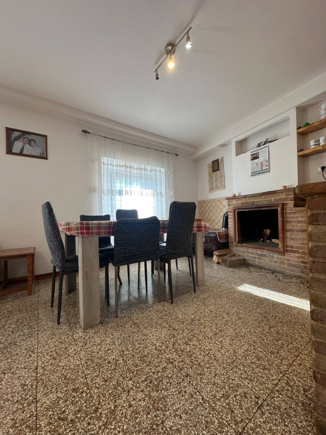 Casa singola in vendita a Torricella Sicura