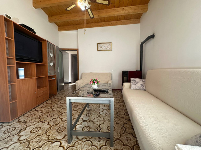 Casa singola in vendita a Torricella Sicura