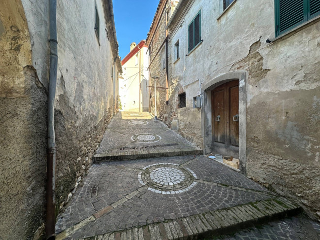 Casa singola in vendita a Torricella Sicura