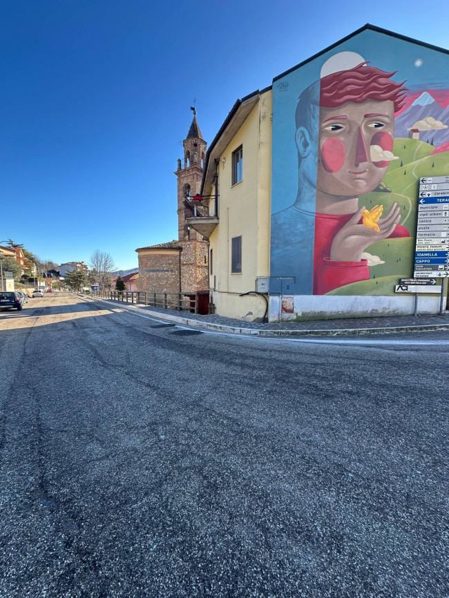 Casa singola in vendita a Torricella Sicura