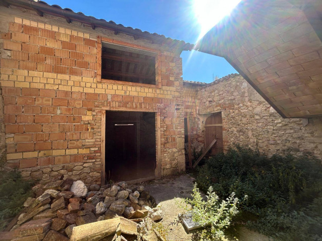Casa singola in vendita a Campli