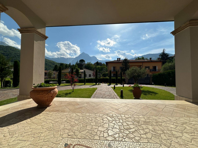 Villa in vendita a Isola del Gran Sasso d'Italia