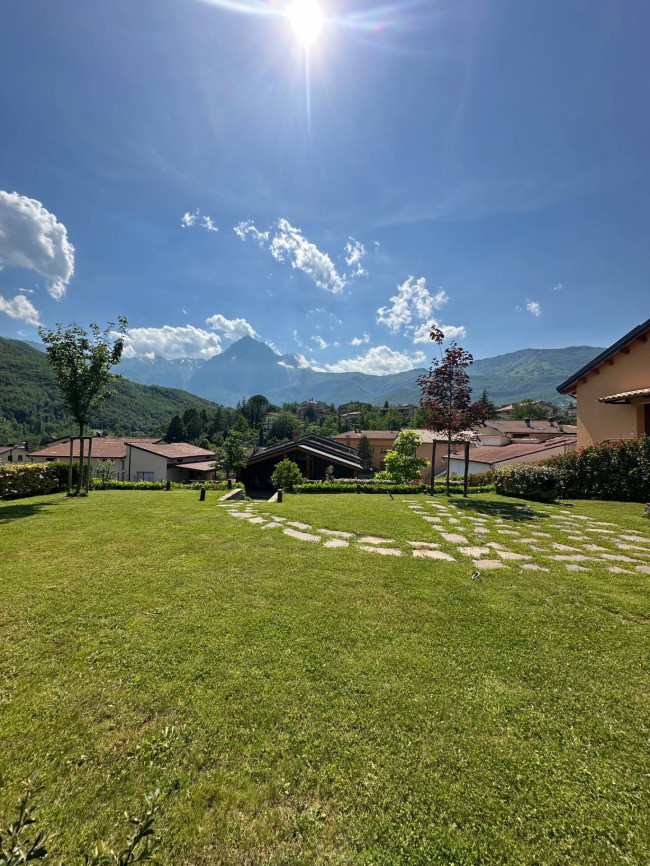 Villa in vendita a Isola del Gran Sasso d'Italia