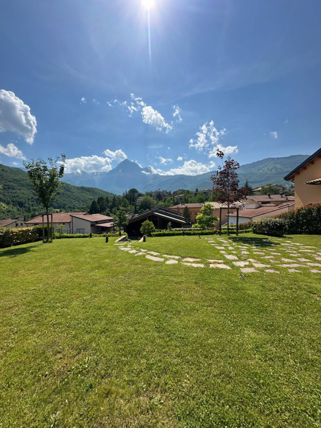 Villa in vendita a Isola del Gran Sasso d'Italia