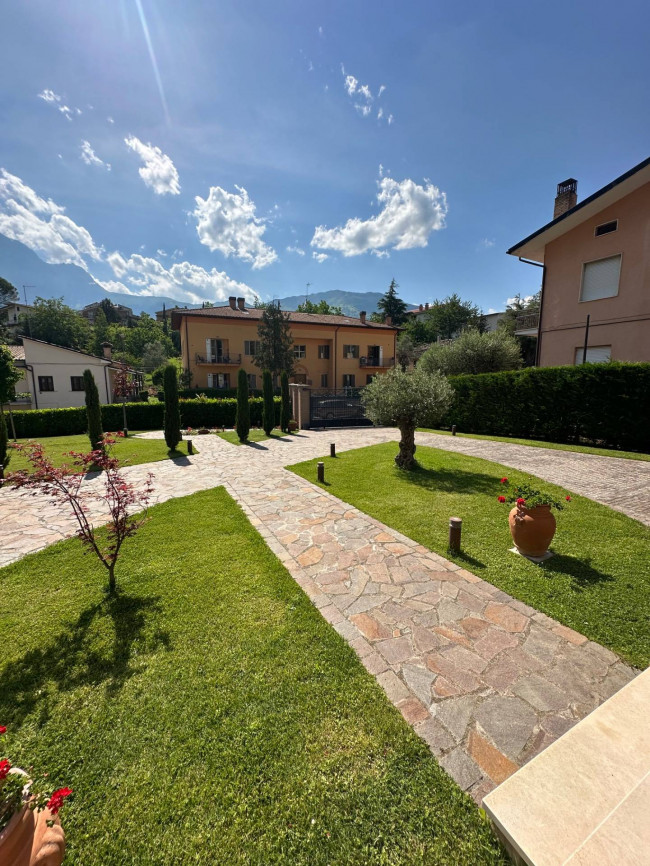 Villa in vendita a Isola del Gran Sasso d'Italia