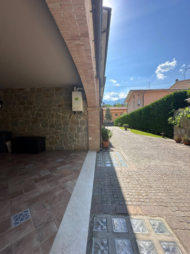 Villa in vendita a Isola del Gran Sasso d'Italia