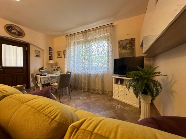 Villa in vendita a Isola del Gran Sasso d'Italia