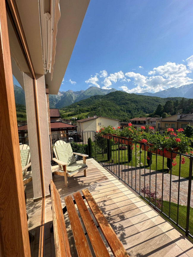 Villa in vendita a Isola del Gran Sasso d'Italia