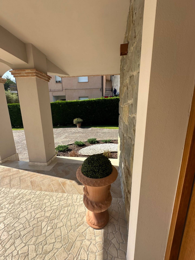 Villa in vendita a Isola del Gran Sasso d'Italia