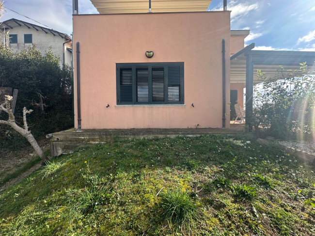 Villa in vendita a Bellante