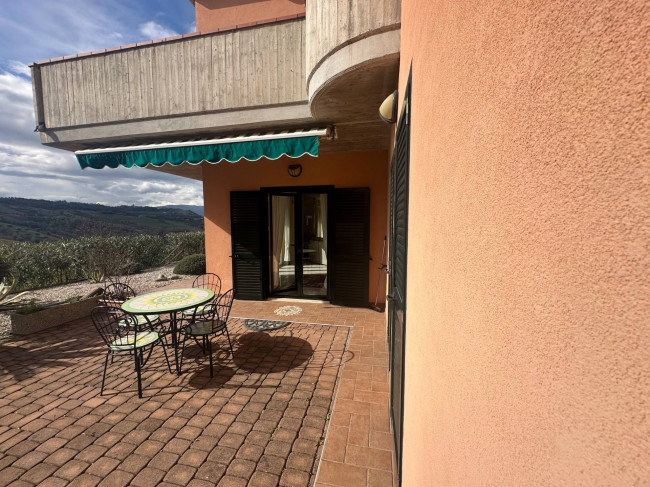 Villa in vendita a Bellante
