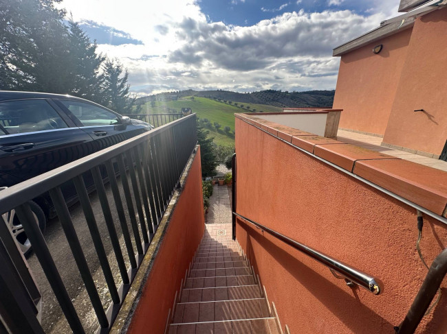 Villa in vendita a Bellante