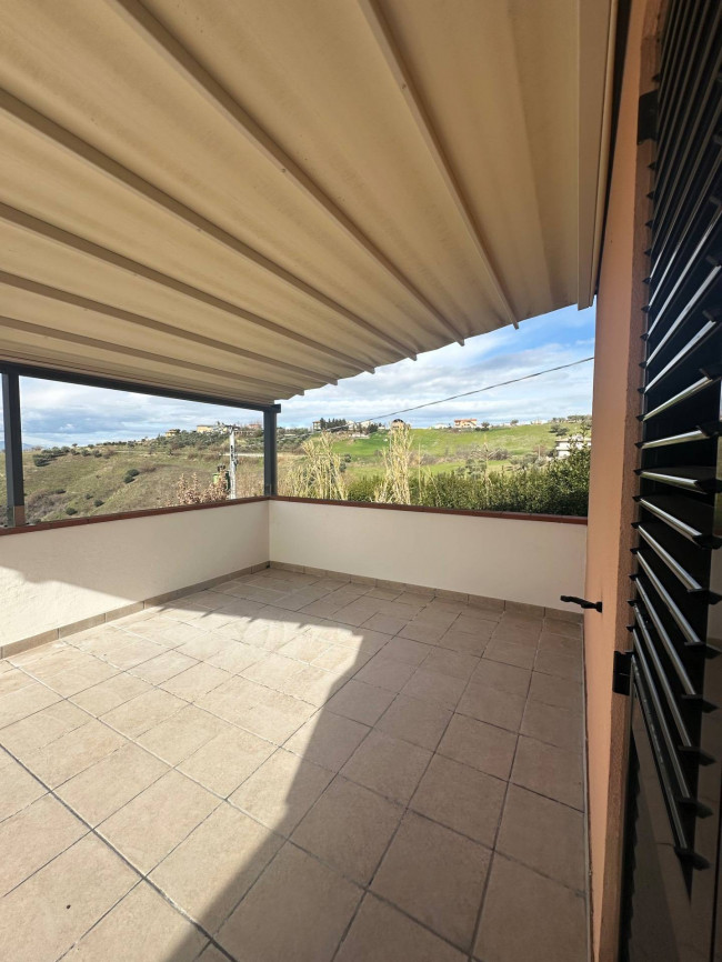 Villa in vendita a Bellante