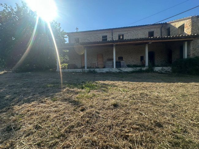 Casa singola in vendita a Campli