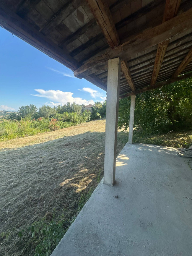 Casa singola in vendita a Campli