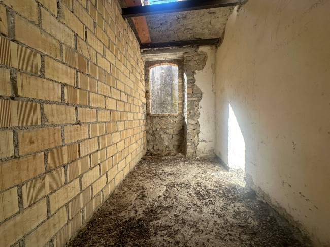 Casa singola in vendita a Campli