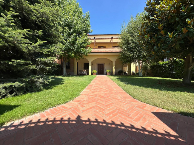 Villa in vendita a Teramo