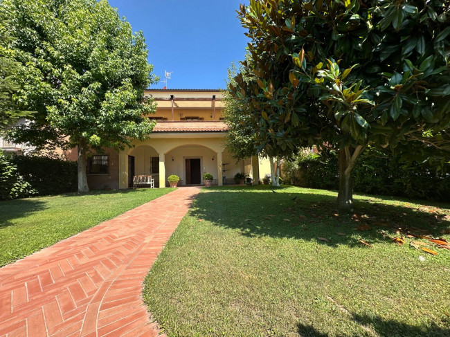 Villa in vendita a Teramo